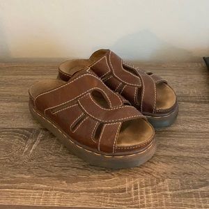 DR MARTENS VINTAGE PLATFORM SANDALS